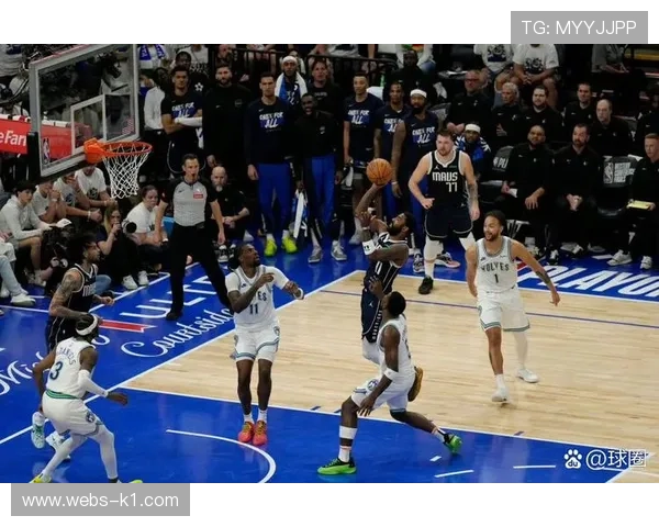 森林狼内线高度不敌独行侠空间，战术选择定胜负