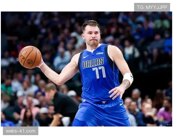 东契奇半场砍下30分三双，独行侠暂时领先凯尔特人